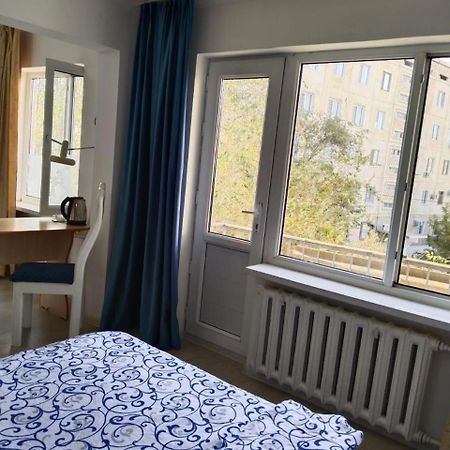 Светлая Квартира Для Гостей Kyzylorda Habitación foto