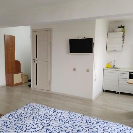 Светлая Квартира Для Гостей Kyzylorda Habitación foto